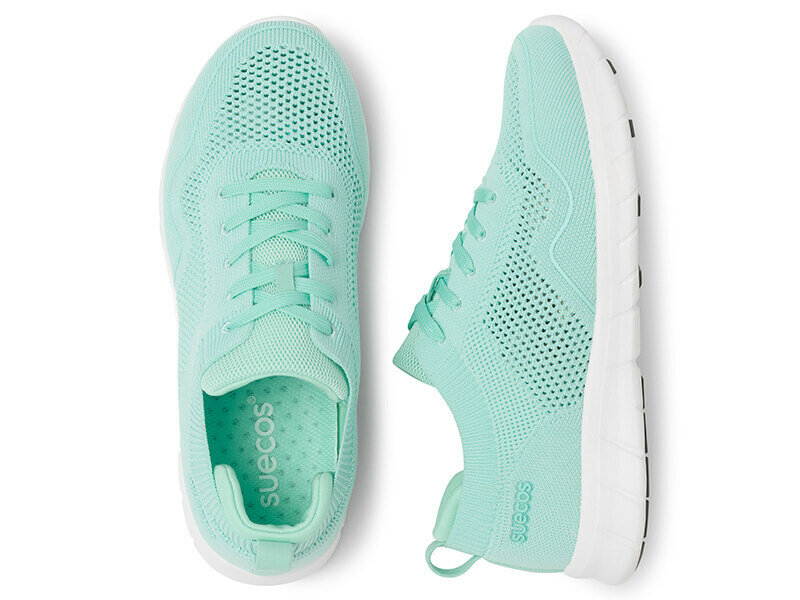 Paar latt sneaker schoenen mint met witte zool