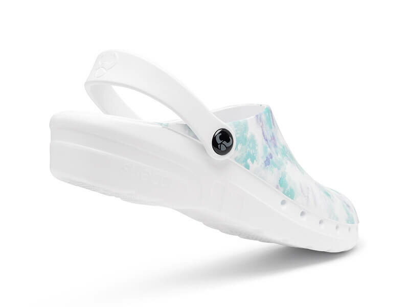 Verpleegkundige klomp oden fusion print waterflower achterzijde met hielbandje en witte antislipzool