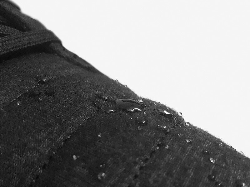 Sole chukka schoen jasper zwart met zacht ademend merinowol waterafstotend