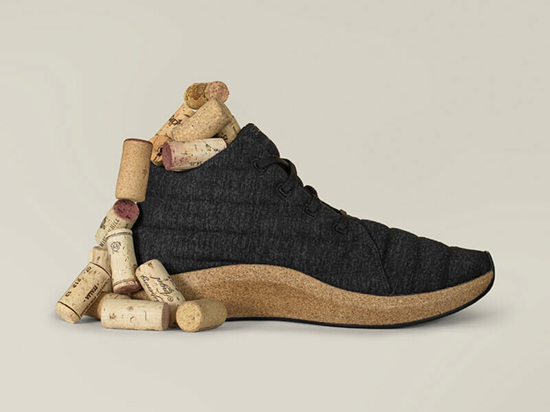 Sole chukka schoen zwart model jasper kurkenvoetbed en elastische veters