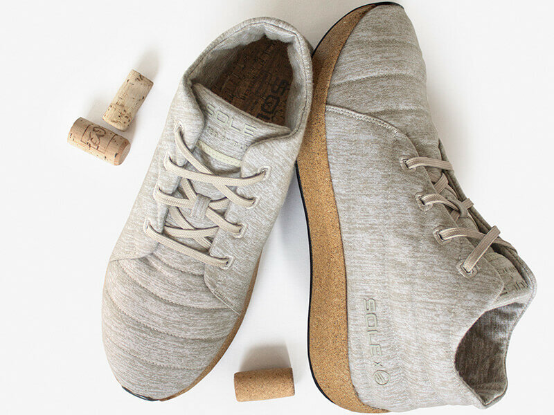 Sole chukka schoen beige model jasper met kurkenvoetenbed en elastische veters