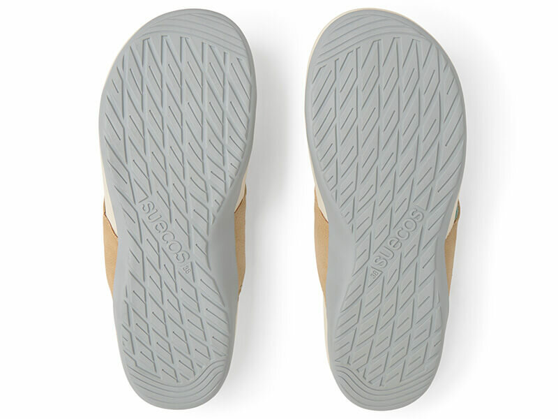 Lichtgrijze zolen dames slippers model havsand beige suecos