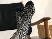 Supcare compressiekousen op model print sizzle  grijszwart