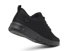 Alma sneaker schoen zwart met zwarte anti slip zool