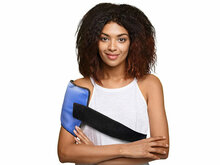 FlexiKold gel cold pack 19x29 met klittenbandsluiting op bovenarm