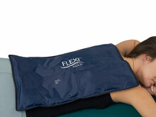 Xlarge flexikold gel cold pack donkerblauw op rug