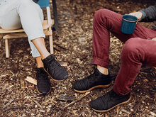 Sole chukka zwart dames heren outdoor schoen in bosrijke omgeving