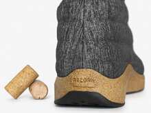Sole chukka schoen grijs dempend flexibel voetbed van gerecycled kurk en rubberen zool zwart