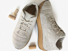Sole chukka schoen beige model jasper met kurkenvoetenbed en elastische veters