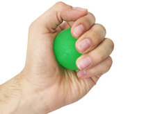 Trainingsballetje groen in de hand