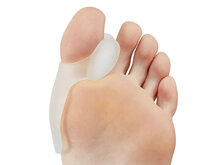 Hallux valgus beschermer en teenspreider onderkant voet