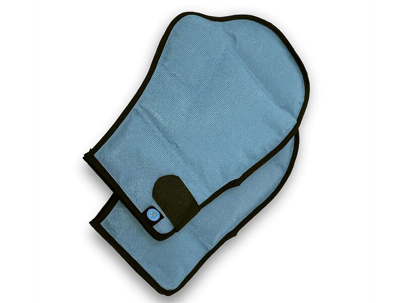 een paar chemo handschoenen blauw natracure
