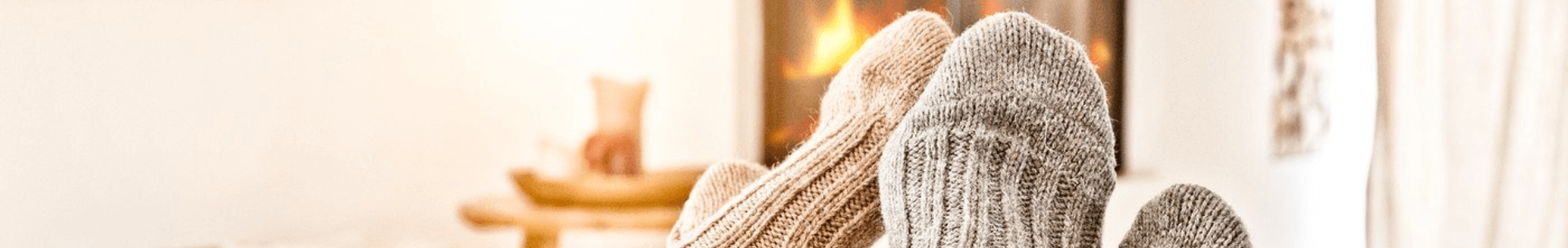 De herfst heeft zijn intrede gedaan. De dagen worden korter, de avonden langer en het is weer die tijd van het jaar dat je ineens merkt dat je voeten kouder aanvoelen dan je zou willen. Het klinkt onschuldig, maar koude voeten kunnen behoorlijk vervelend zijn en zelfs je hele lichaam laten rillen.