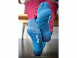 Compressiekousen op model bamboo blauw lichtblauw gestreept supcare